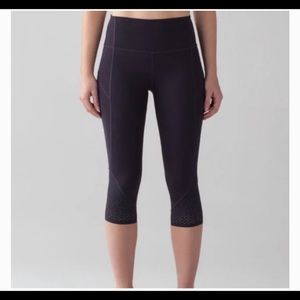 LULULEMON Anew Crop Black Grape High Rise Leggings Size 10